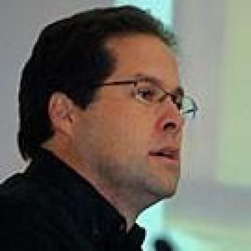 Andrés González